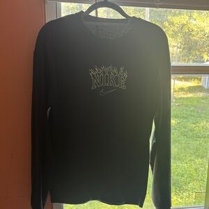 “Nike” Men's Black Crewneck Sweater